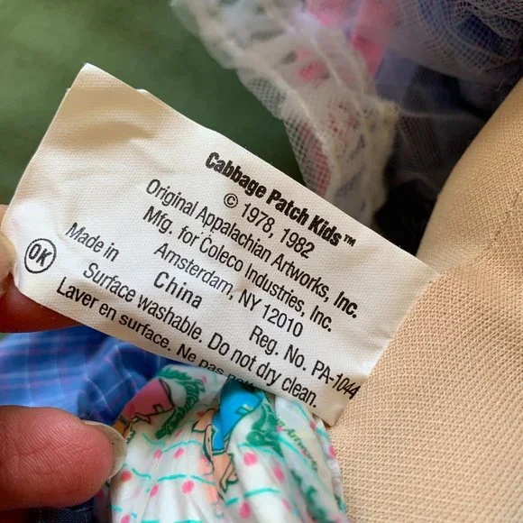 Vintage 1986 Cabbage Patch Cornsilk Kids doll with unopened birth certificate